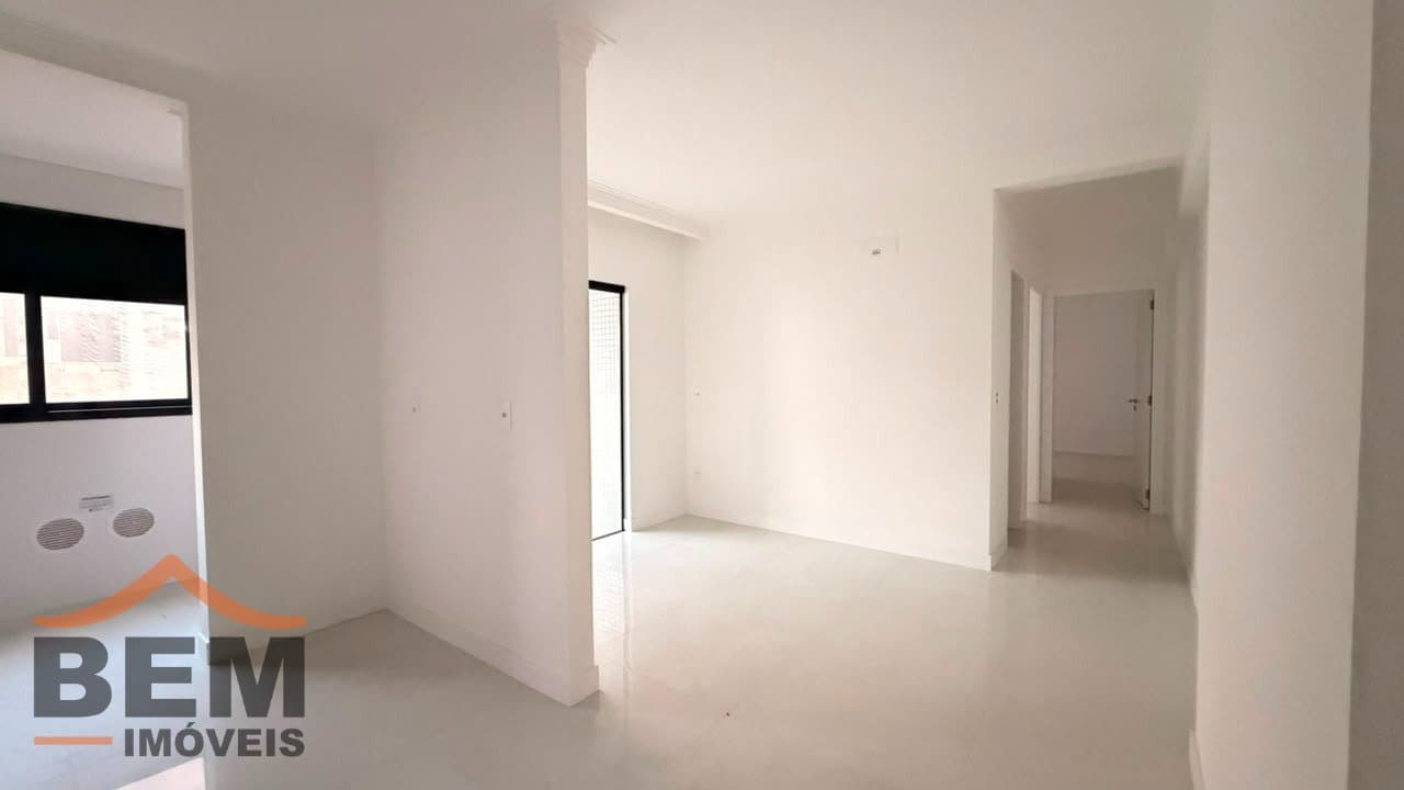 Apartamento à venda com 2 suítes no bairro Morretes em Itapema - SC