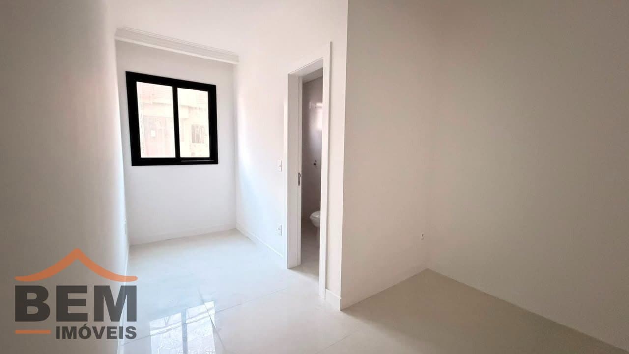 Apartamento à venda com 2 suítes no bairro Morretes em Itapema - SC