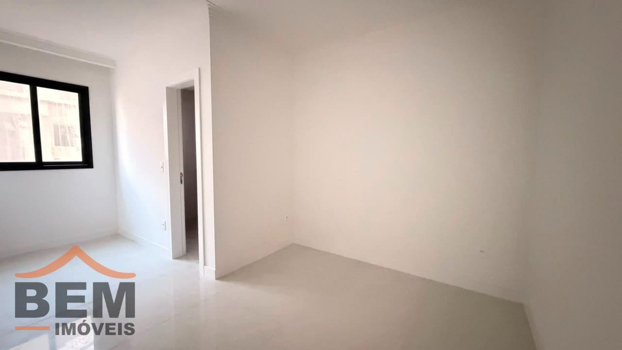Apartamento à venda com 2 suítes no bairro Morretes em Itapema - SC