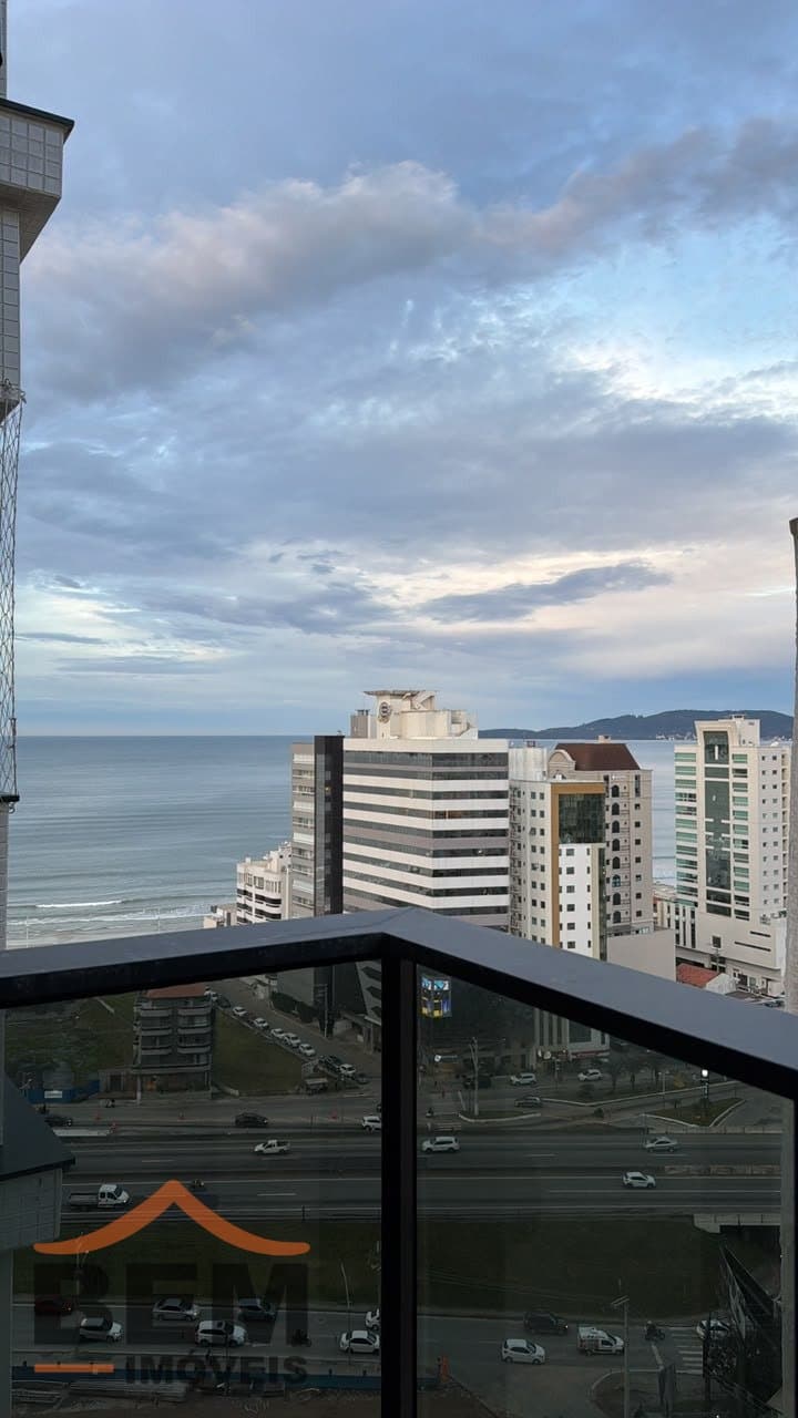 Apartamento à venda com 2 suítes no bairro Morretes em Itapema - SC