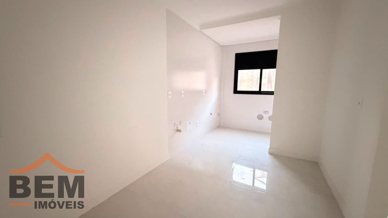 Apartamento à venda com 2 suítes no bairro Morretes em Itapema - SC