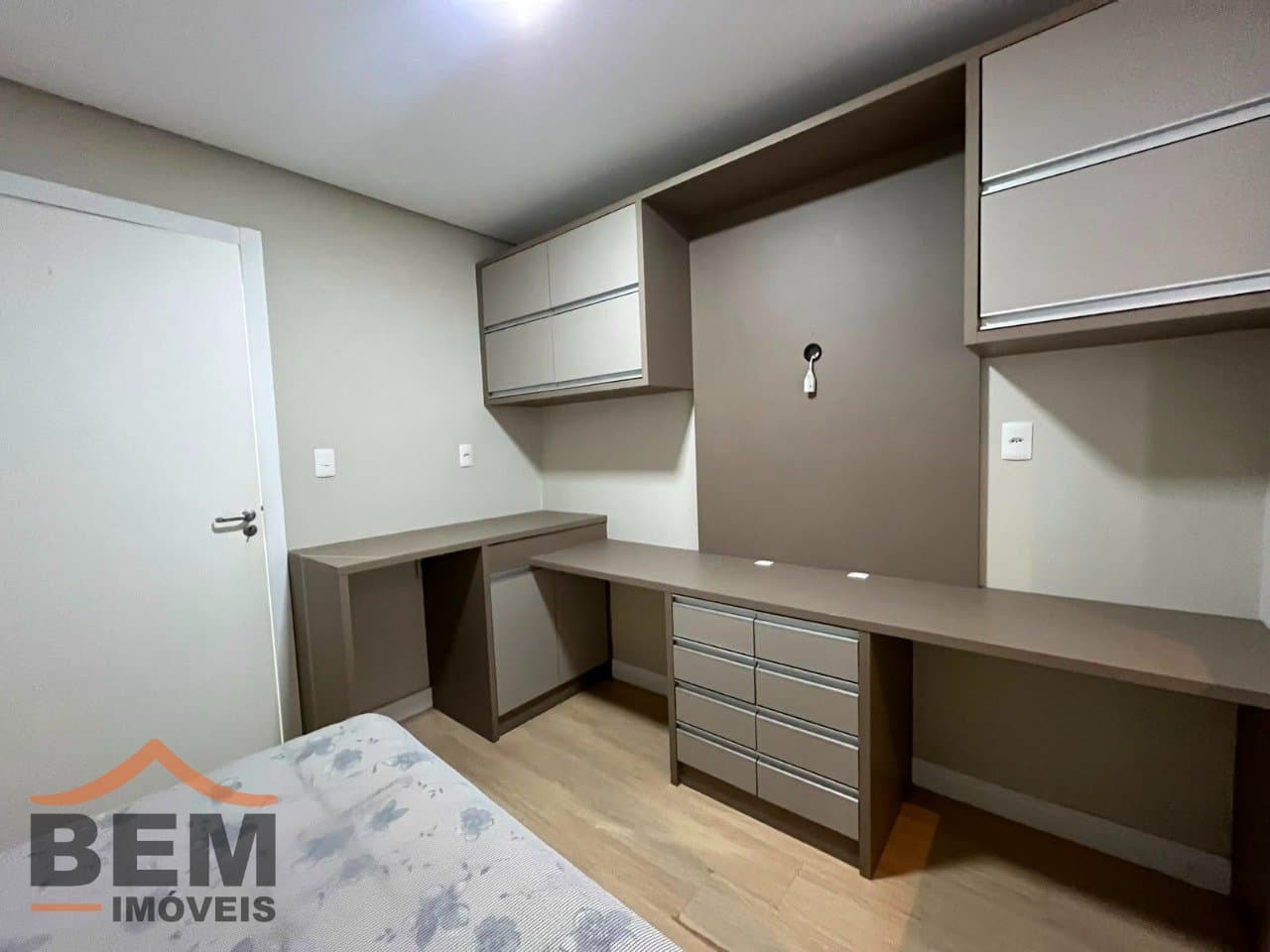 Apartamento para locação com 3 Dormitórios sendo 1 Suíte no Bairro São João em Itajaí-SC