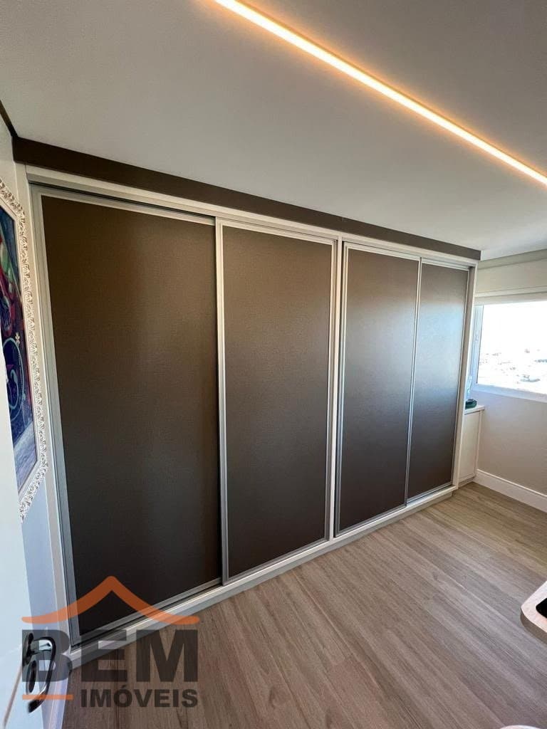 Apartamento para locação com 2 Dormitórios sendo 1 Suíte no Bairro São João em Itajaí-SC