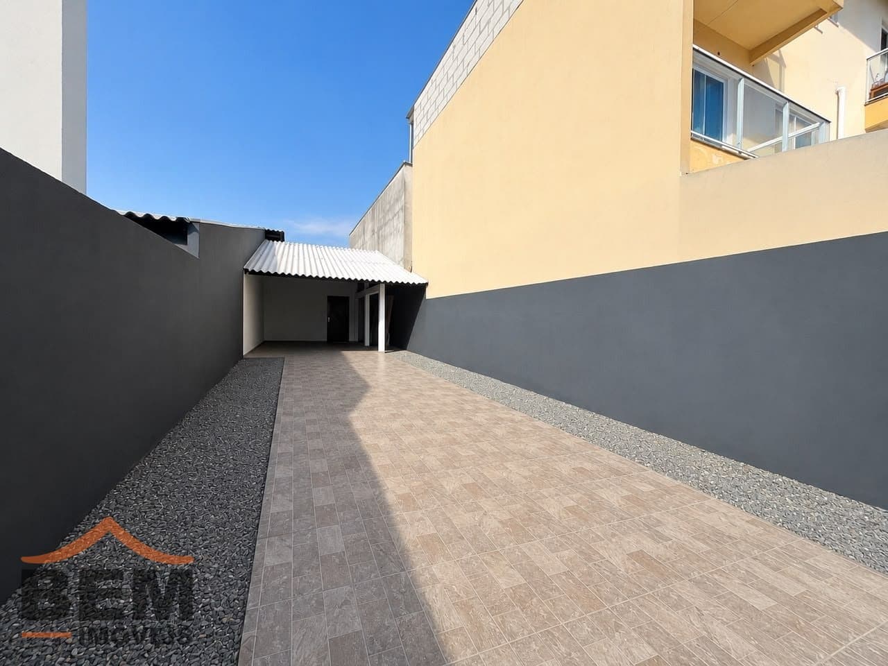 Casa para locação no bairro Cordeiros em Itajaí-SC