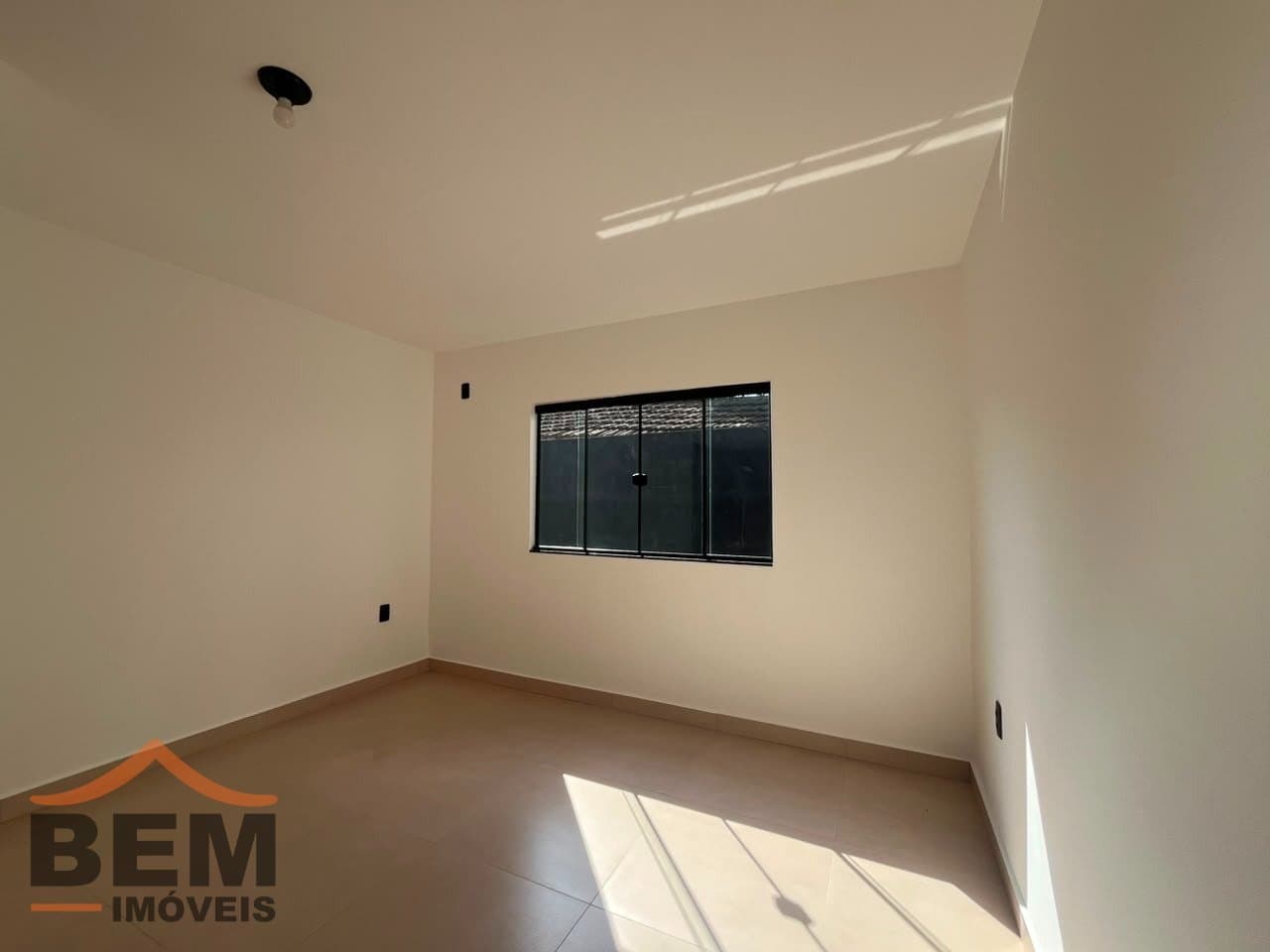 Casa para locação no bairro Cordeiros em Itajaí-SC