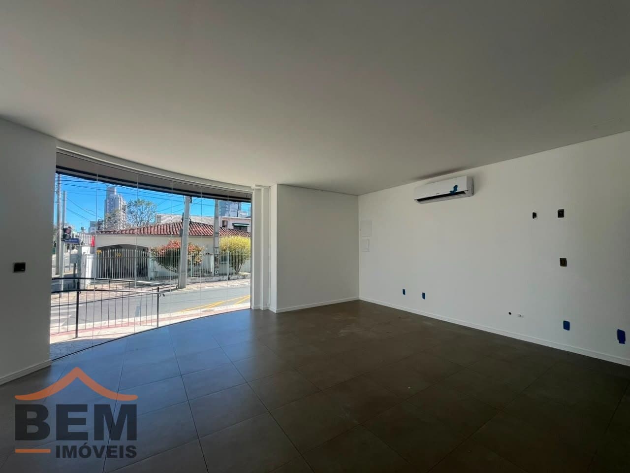 Sala Comercial para locação no bairro Centro em Itajaí-SC