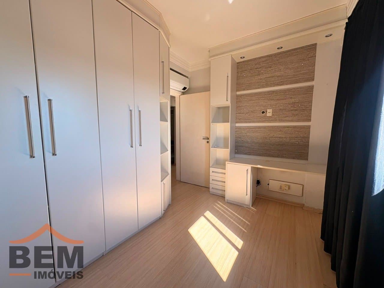 Apartamento para locação com 3 Dormitórios no Bairro São João em Itajaí-SC