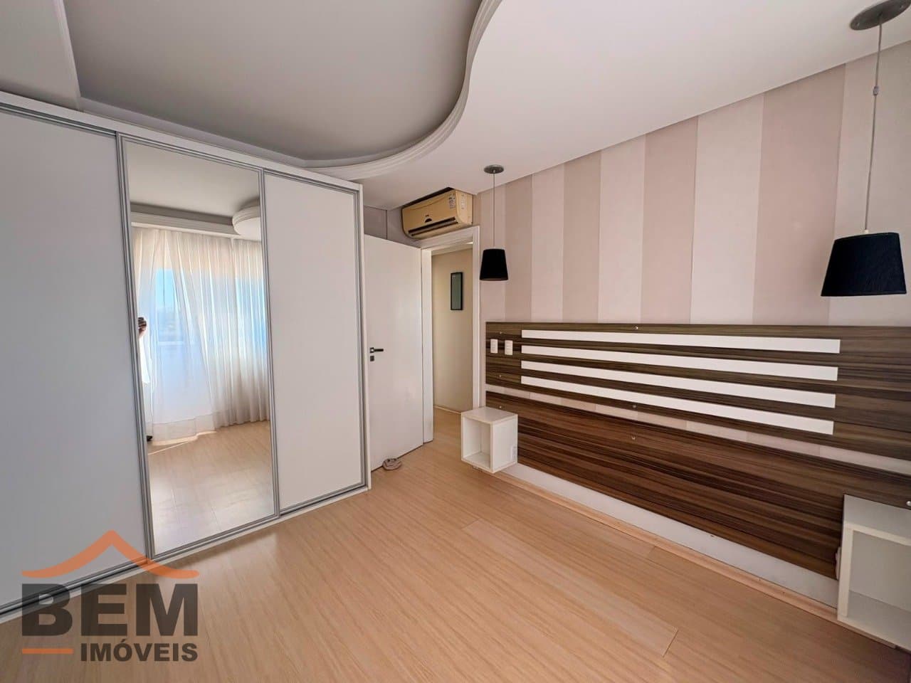 Apartamento para locação com 3 Dormitórios no Bairro São João em Itajaí-SC