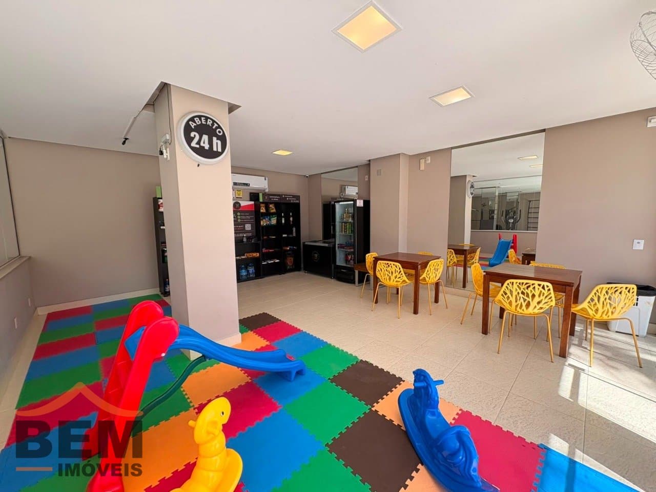 Apartamento para locação com 3 Dormitórios no Bairro São João em Itajaí-SC