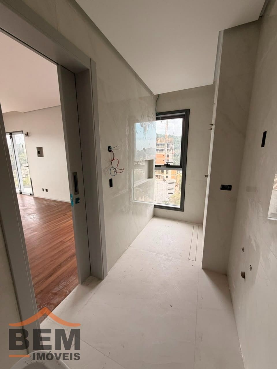 Apartamento à venda com 3 Suítes no bairro Fazenda em Itajaí - SC