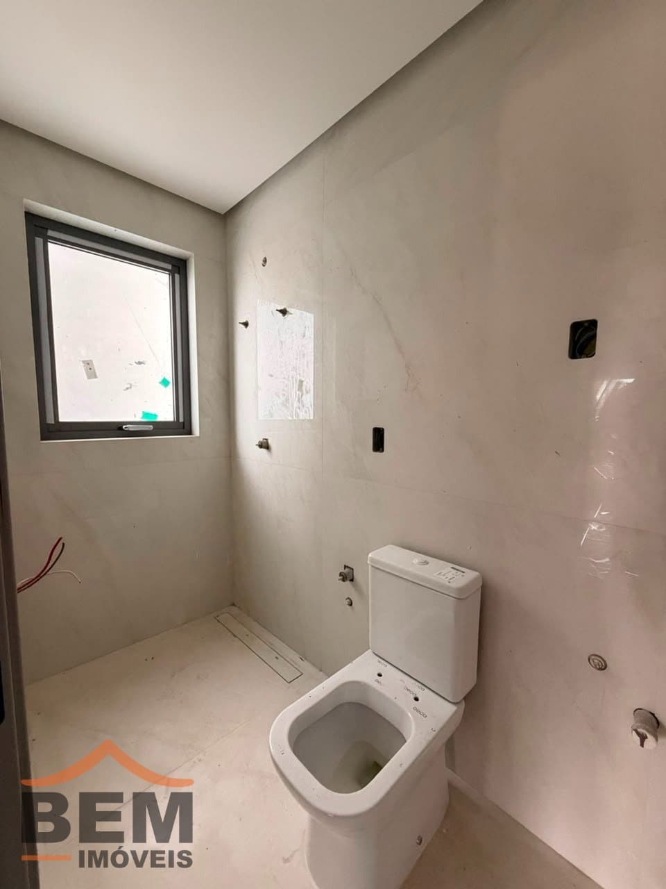 Apartamento à venda com 3 Suítes no bairro Fazenda em Itajaí - SC