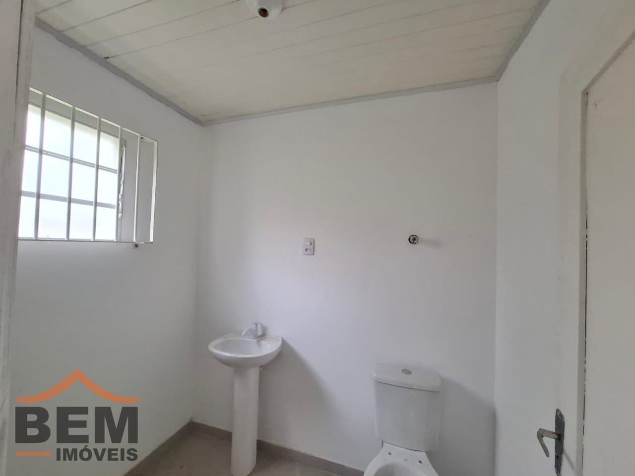 Casa Comercial para alugar no bairro São João, em Itajaí, com 130 m²