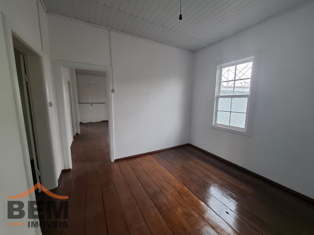 Casa Comercial para alugar no bairro São João, em Itajaí, com 130 m²