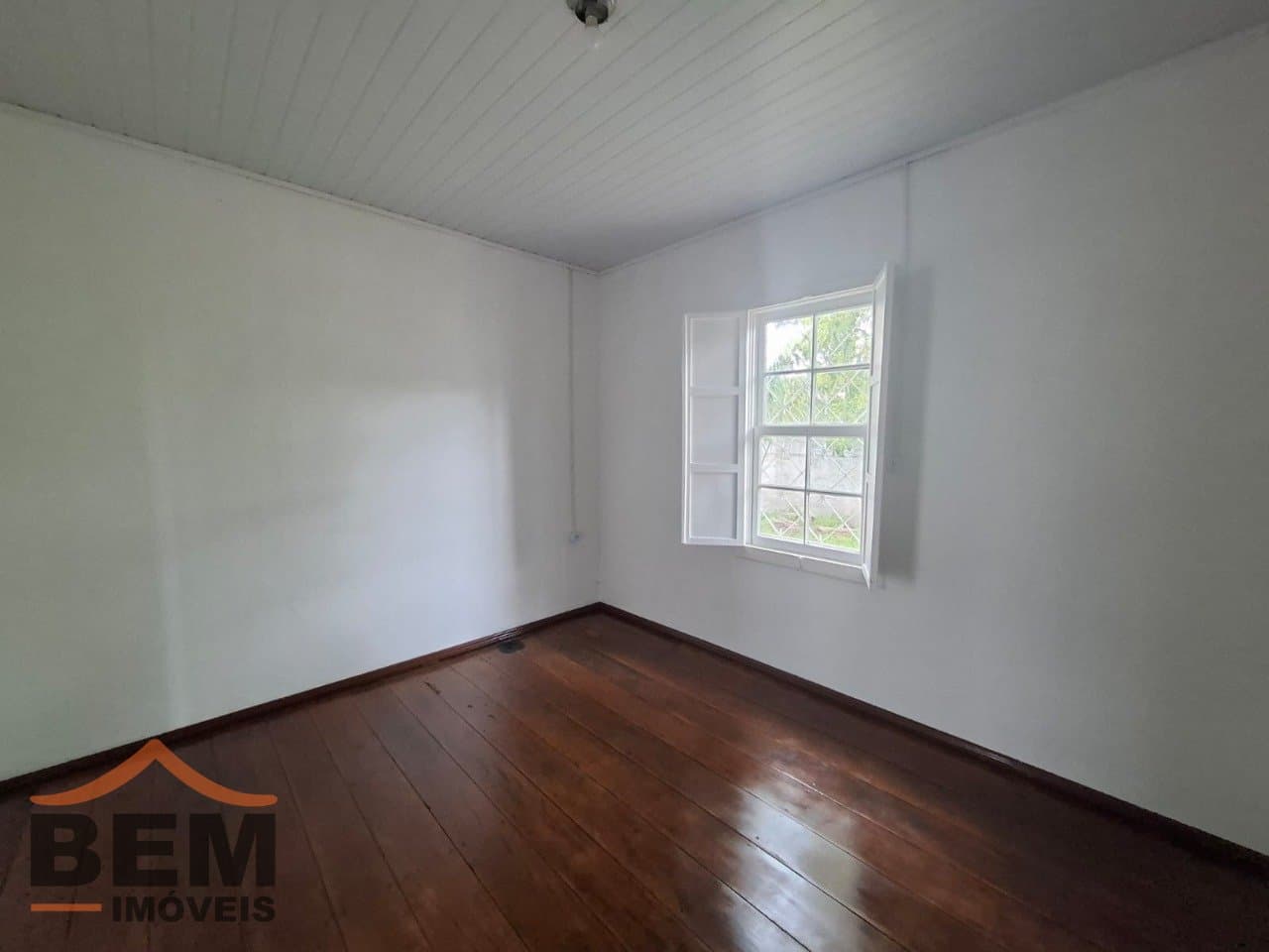 Casa Comercial para alugar no bairro São João, em Itajaí, com 130 m²