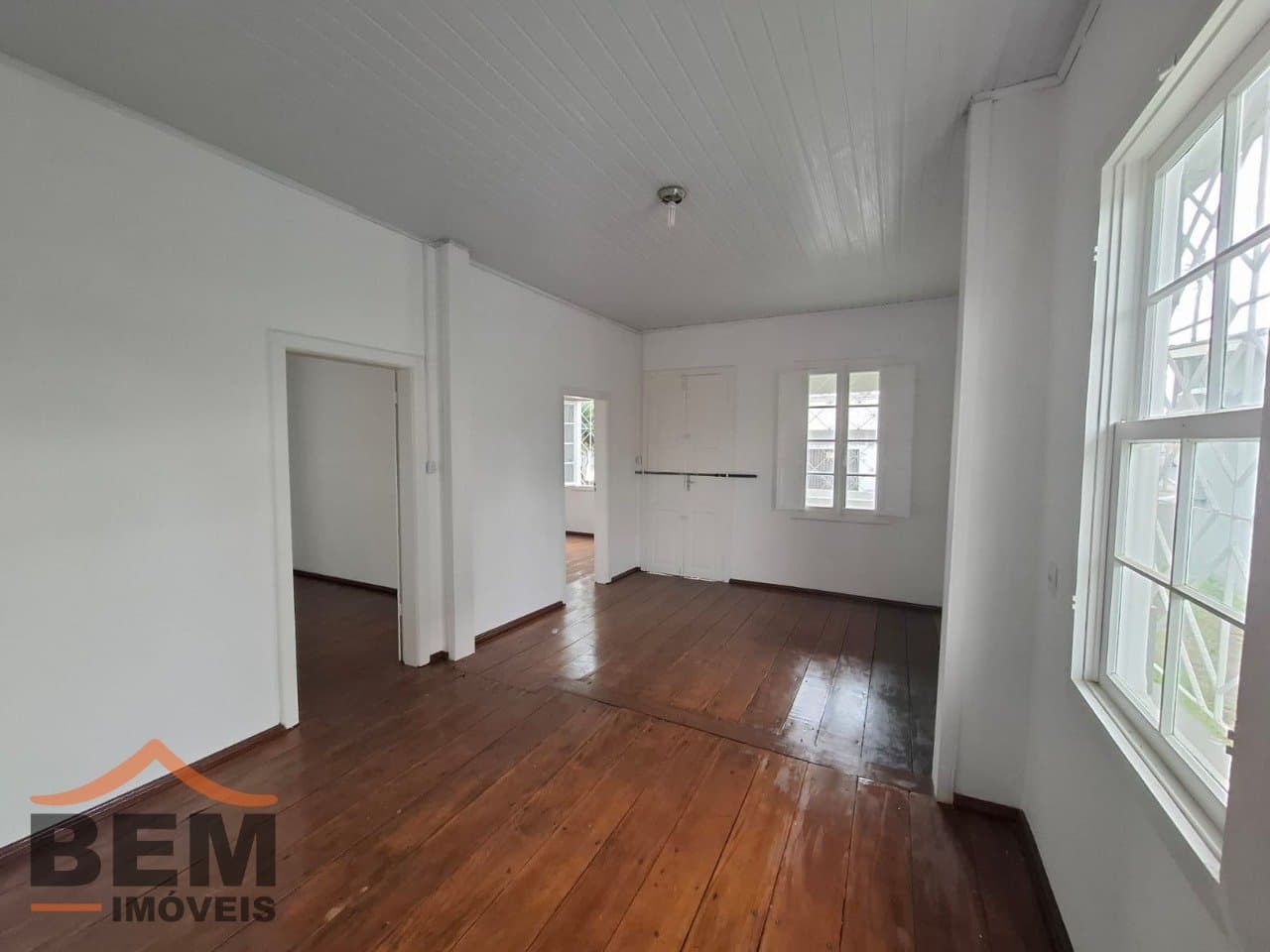 Casa Comercial para alugar no bairro São João, em Itajaí, com 130 m²