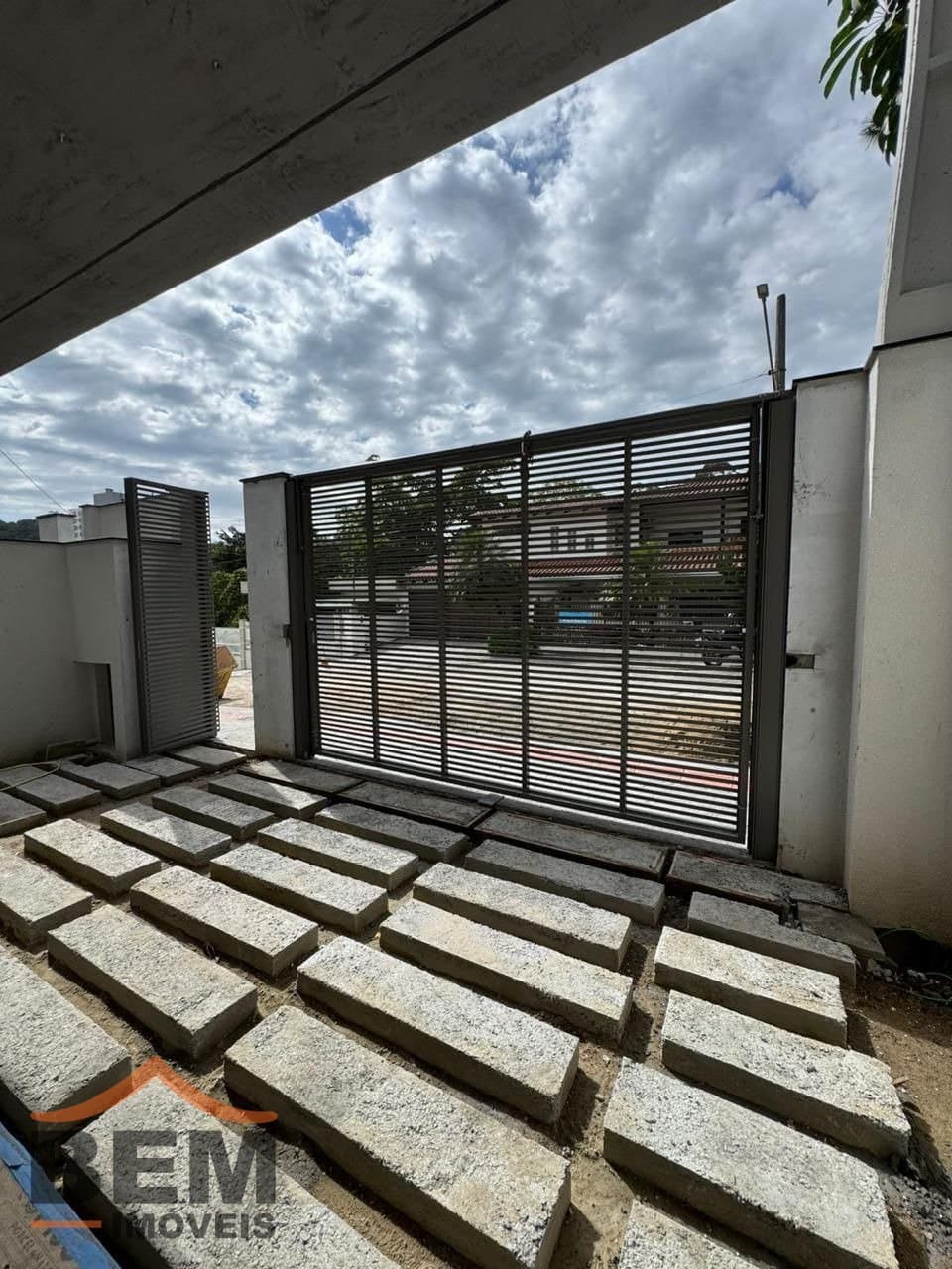 Casa de Alto Padrão para venda no bairro Fazenda, em Itajaí, com 200 m² e 3 suítes