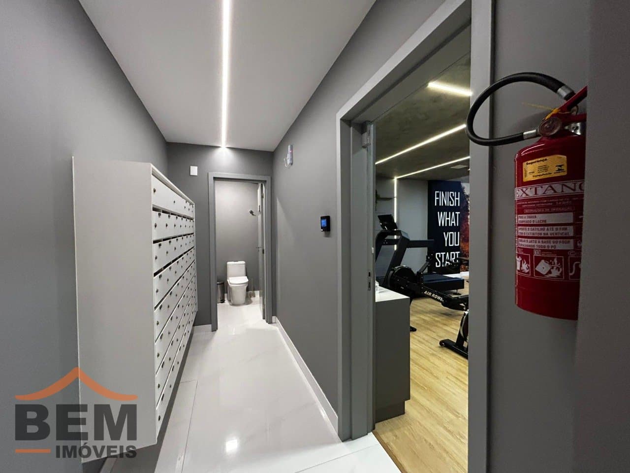 Apartamento para venda no bairro Centro em Itajaí, com 80,95 m² e 02 suítes