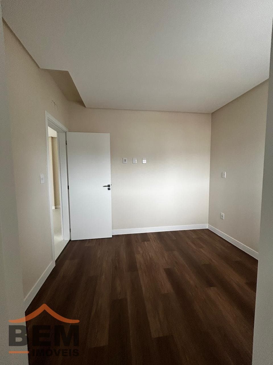 Apartamento para venda no bairro Centro em Itajaí, com 80,95 m² e 02 suítes