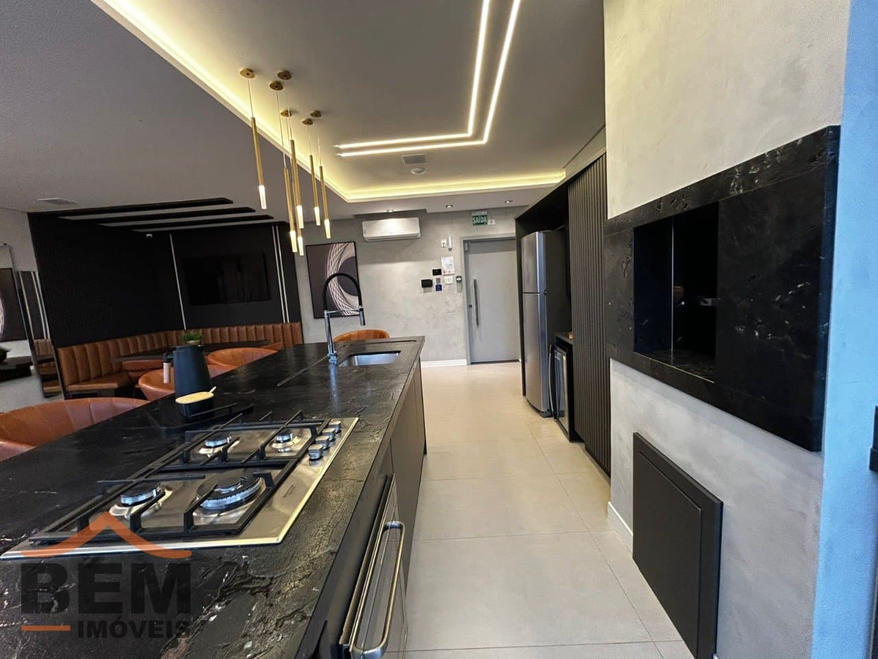 Apartamento para venda no bairro Centro em Itajaí, com 80,95 m² e 02 suítes