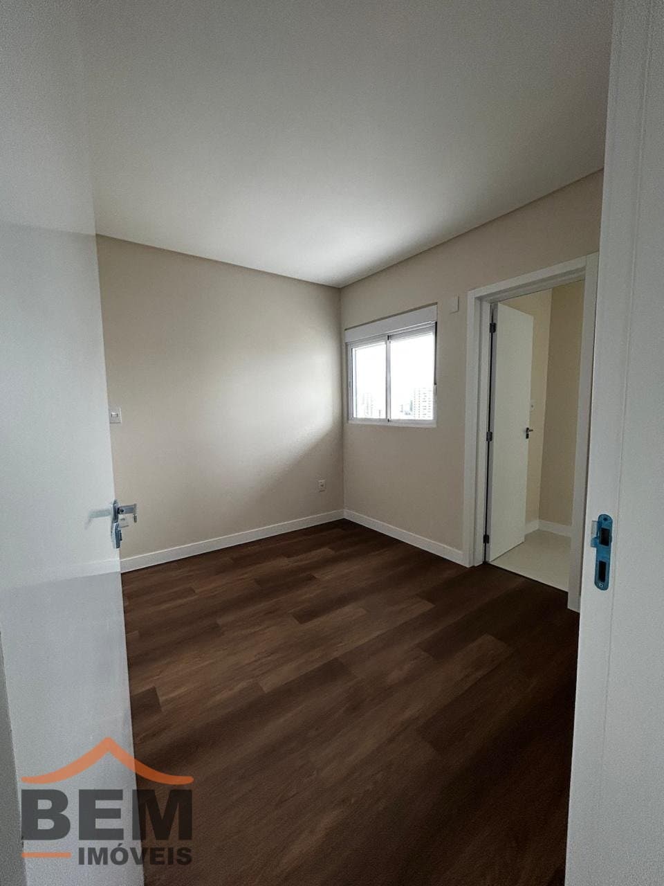 Apartamento para venda no bairro Centro em Itajaí, com 80,95 m² e 02 suítes