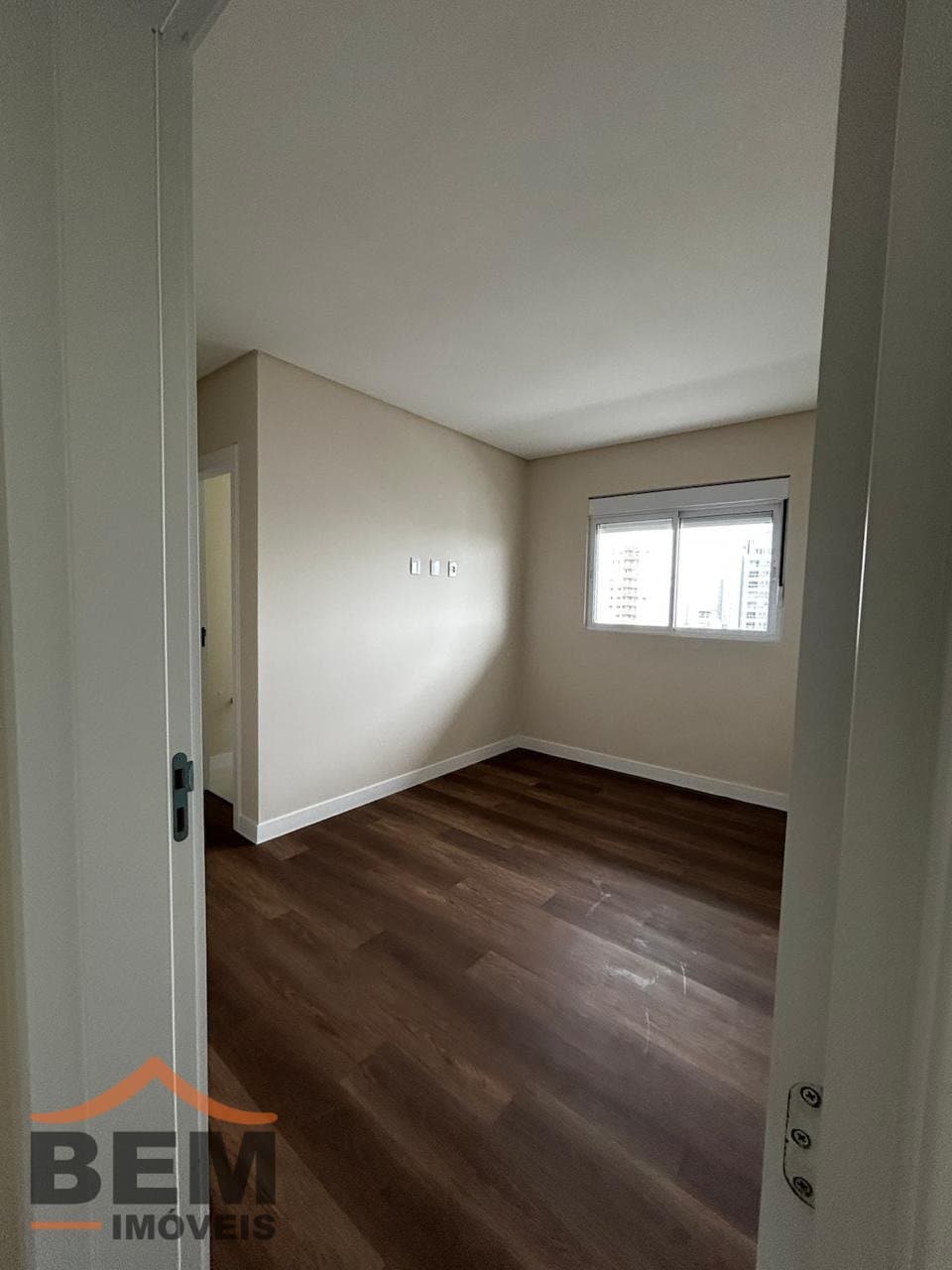 Apartamento para venda no bairro Centro em Itajaí, com 80,95 m² e 02 suítes