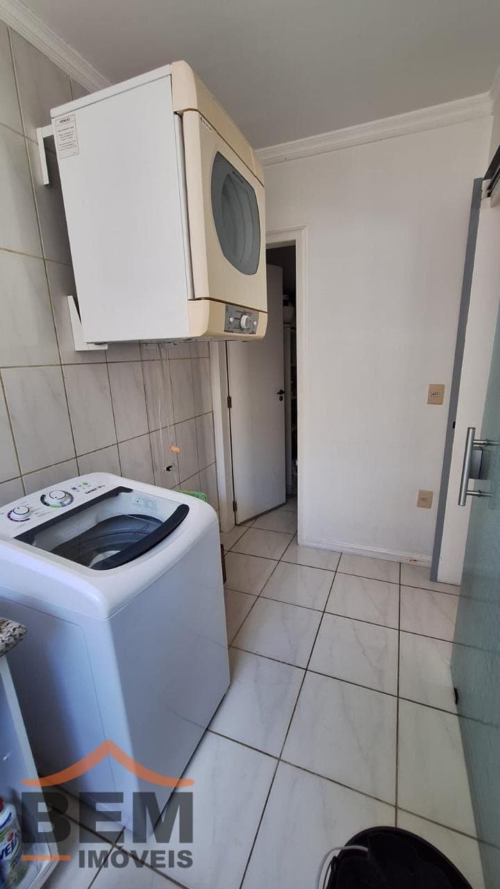 Sobrado Geminado para venda no bairro Vila Operária, em Itajaí, com 159 m² e 3 dormitórios