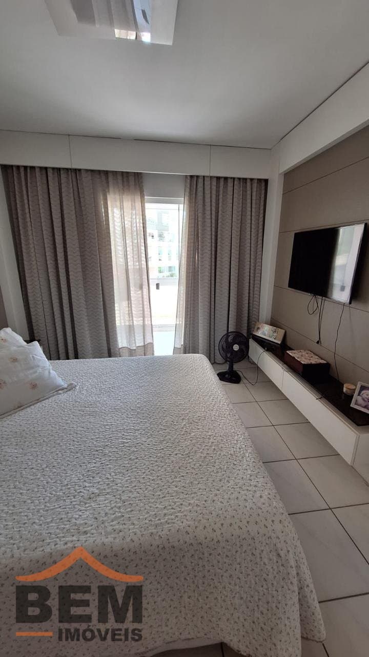 Sobrado Geminado para venda no bairro Vila Operária, em Itajaí, com 159 m² e 3 dormitórios