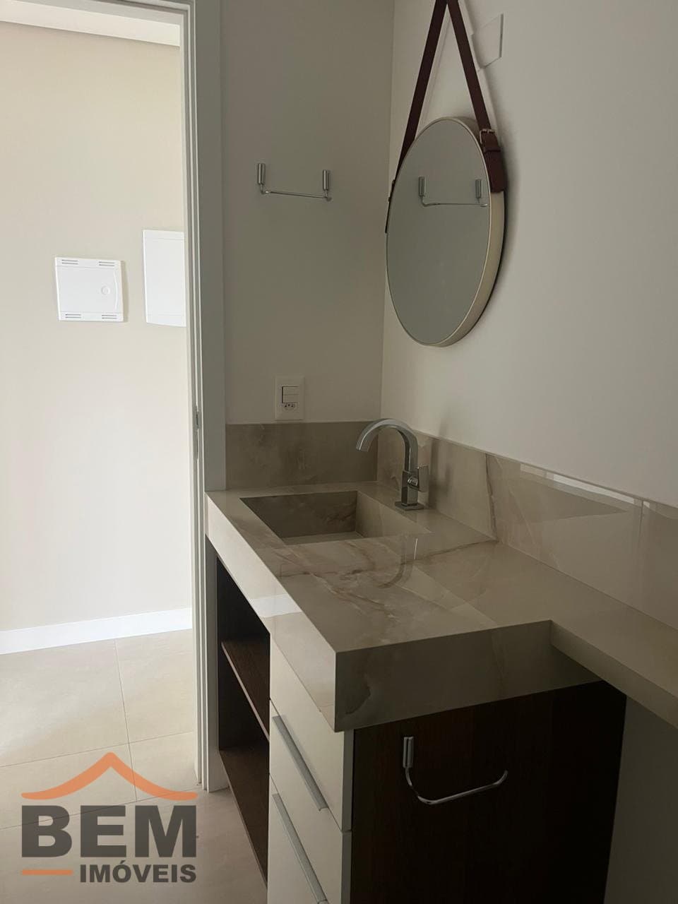 Apartamento para alugar com 2 quartos e 86 m² no bairro São João, em Itajaí