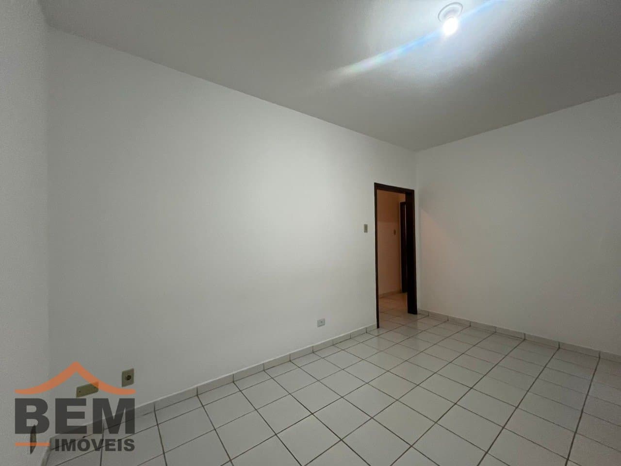 Casa para alugar com 3 quartos no bairro Centro, em Itajaí