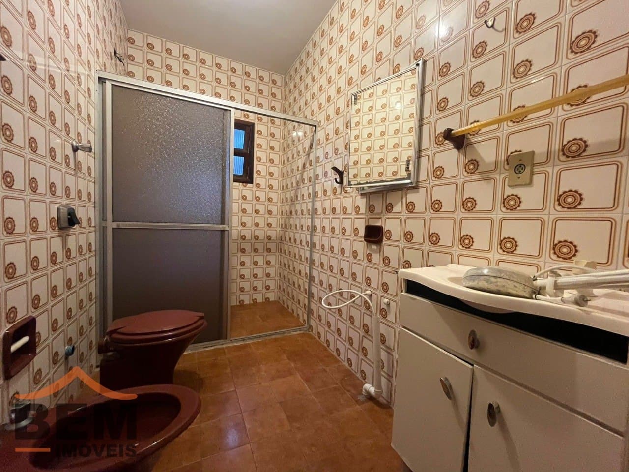 Casa para alugar com 3 quartos no bairro Centro, em Itajaí