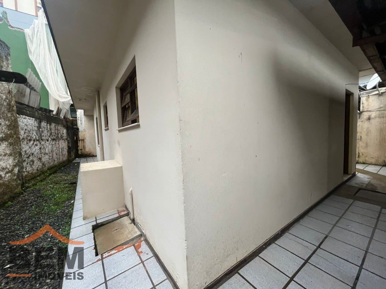 Casa para alugar com 3 quartos no bairro Centro, em Itajaí