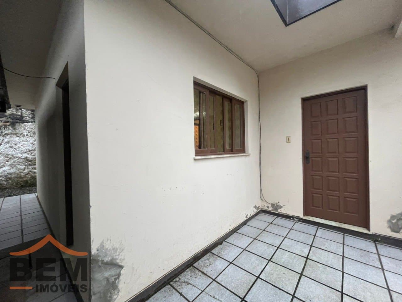 Casa para alugar com 3 quartos no bairro Centro, em Itajaí