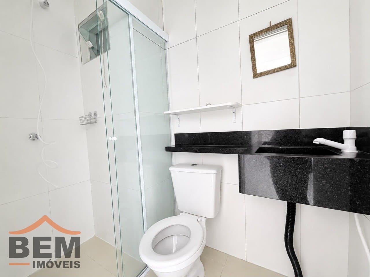 Apartamento para alugar com 2 quartos no bairro Santa Regina, em Itajaí