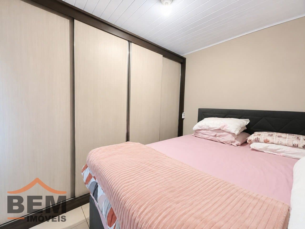 Casa para alugar com 1 quarto e 40 m² no bairro Fazenda, em Itajaí