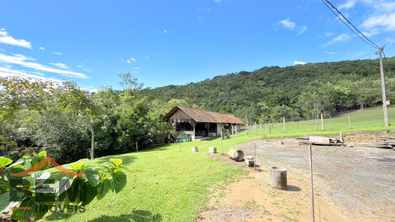Sítio para venda no bairro Rio do Meio, em Itajaí, com 39.200 m².