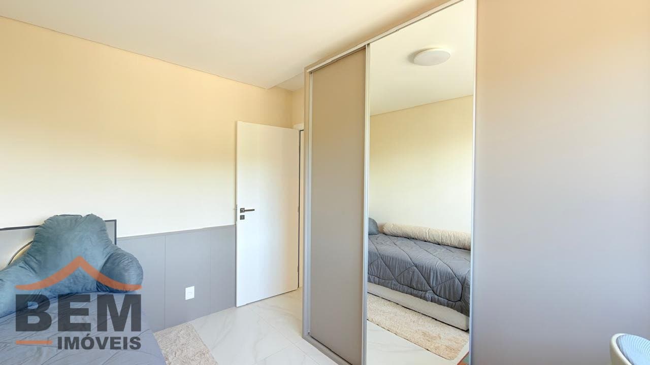 Apartamento para venda no bairro Fazendinha, em Itajaí, com 75m² e 2 quartos sendo 1 suíte.