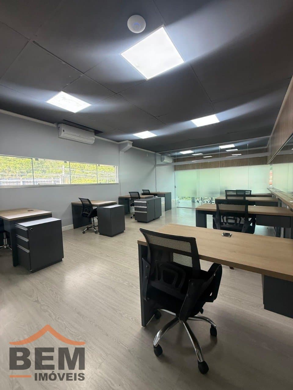 Sala comercial para locação com 60 m² no bairro Praia Brava, em Itajaí