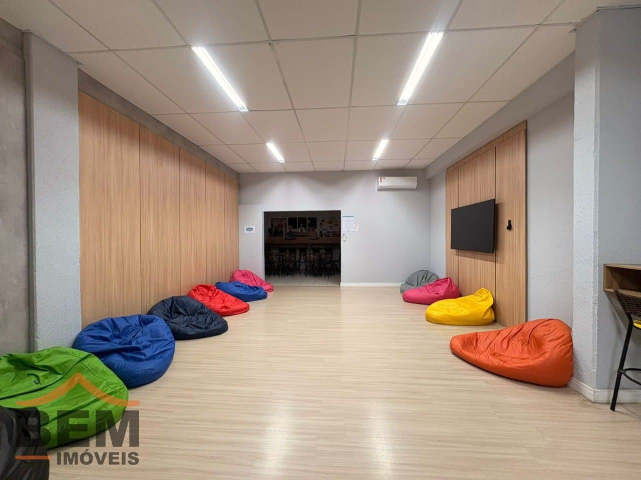 Sala comercial para locação com 30 m² no bairro Praia Brava, em Itajaí