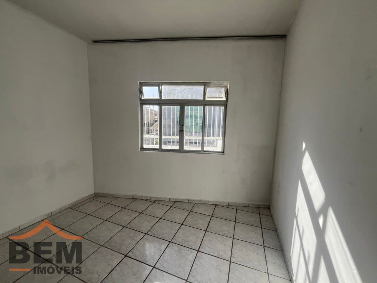 Apartamento para alugar com 2 quartos e 50 m² no bairro Fazenda, em Itajaí