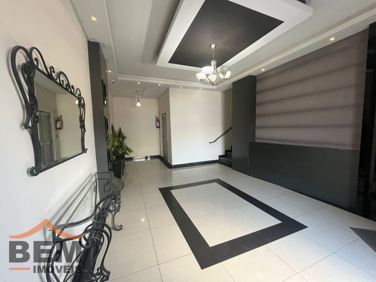 Kitnet para alugar com 1 quarto e 15 m² no bairro Estados, em Balneário Camboriú