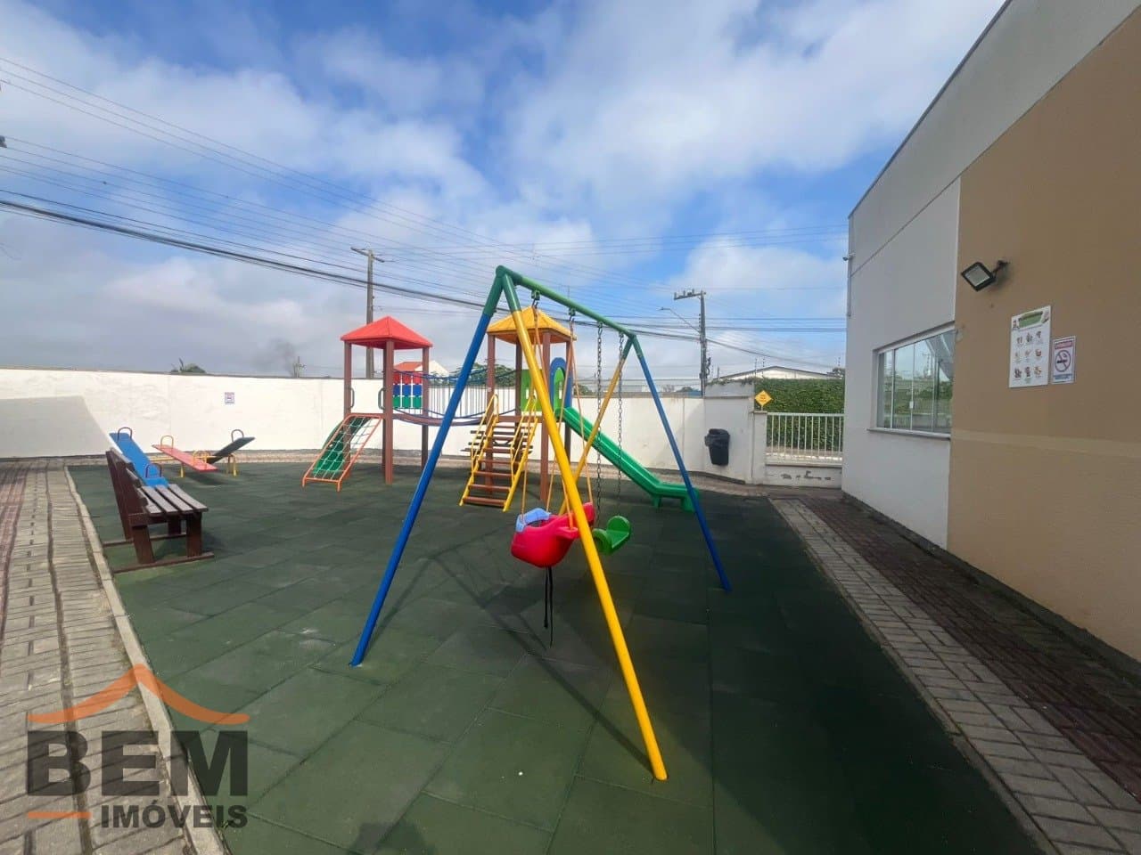 Apartamento para alugar com 2 quartos e 48 m² no bairro Itaipava, em Itajaí/SC.