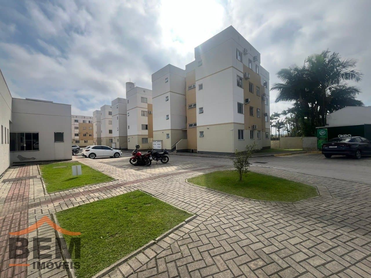 Apartamento para alugar com 2 quartos e 48 m² no bairro Itaipava, em Itajaí/SC.