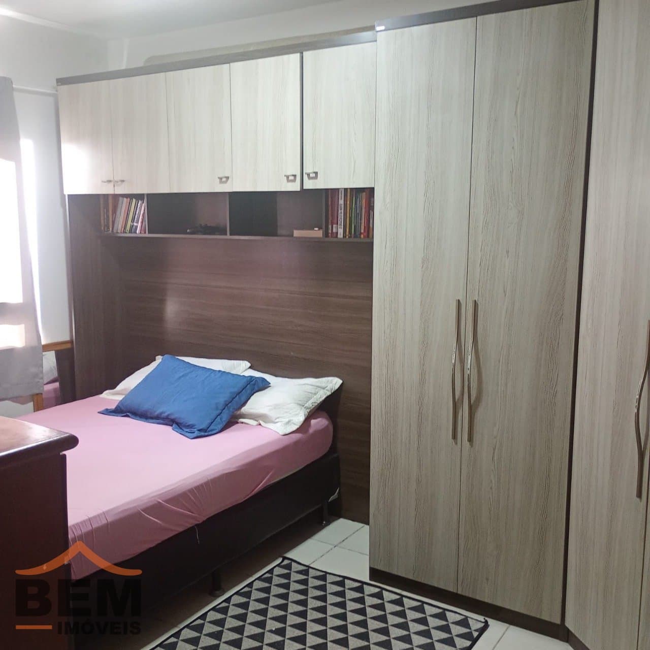 Apartamento para venda no bairro Espinheiros em Itajaí com 39m2 e 1 quarto.