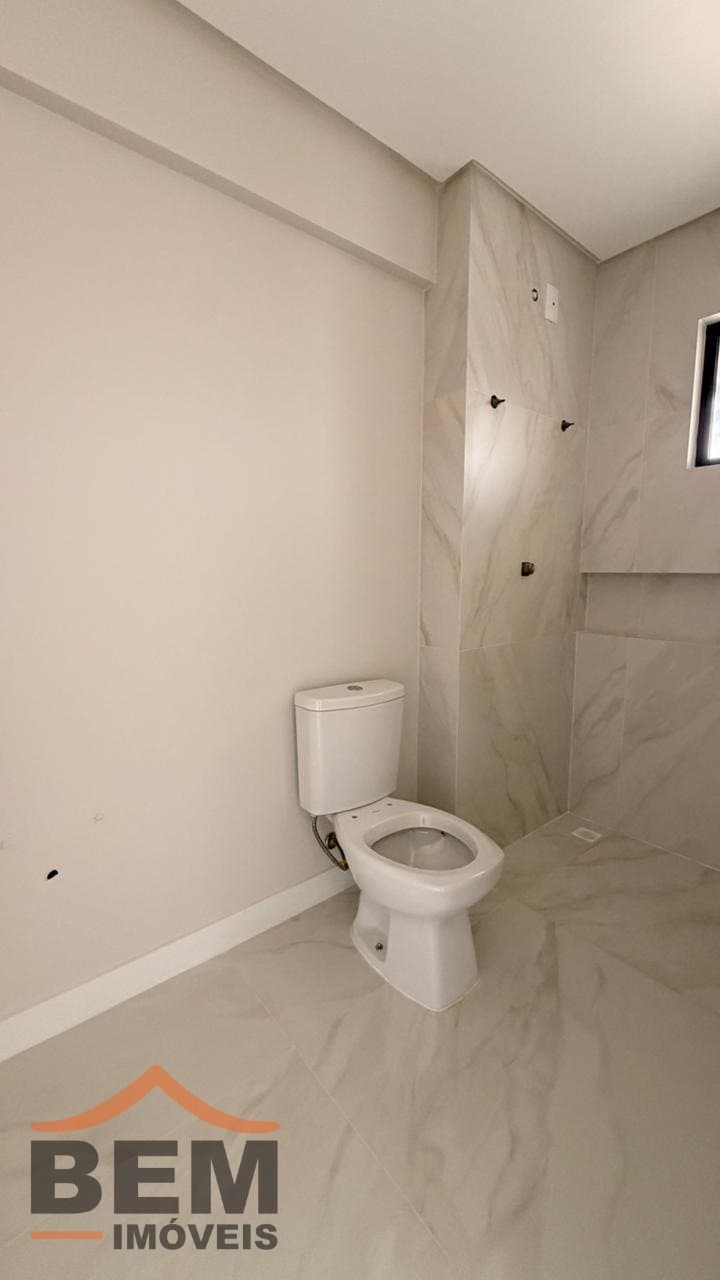 Apartamento para venda no bairro Praia Brava, em Itajaí, com 74] m² e 2 quartos sendo 1 suíte.