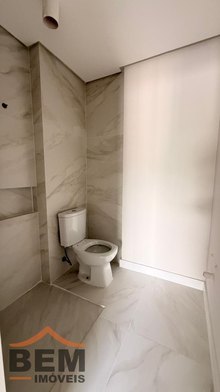 Apartamento para venda no bairro Praia Brava, em Itajaí, com 74] m² e 2 quartos sendo 1 suíte.