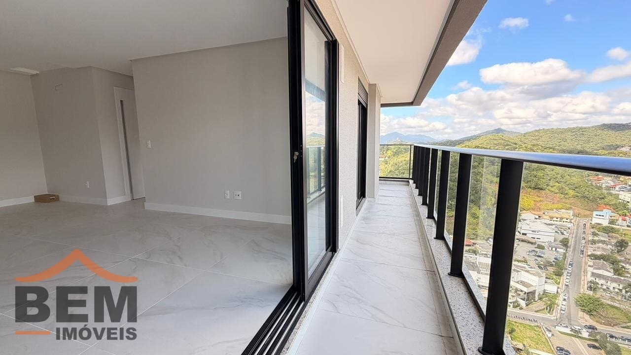 Apartamento para venda no bairro Praia Brava, em Itajaí, com 74] m² e 2 quartos sendo 1 suíte.