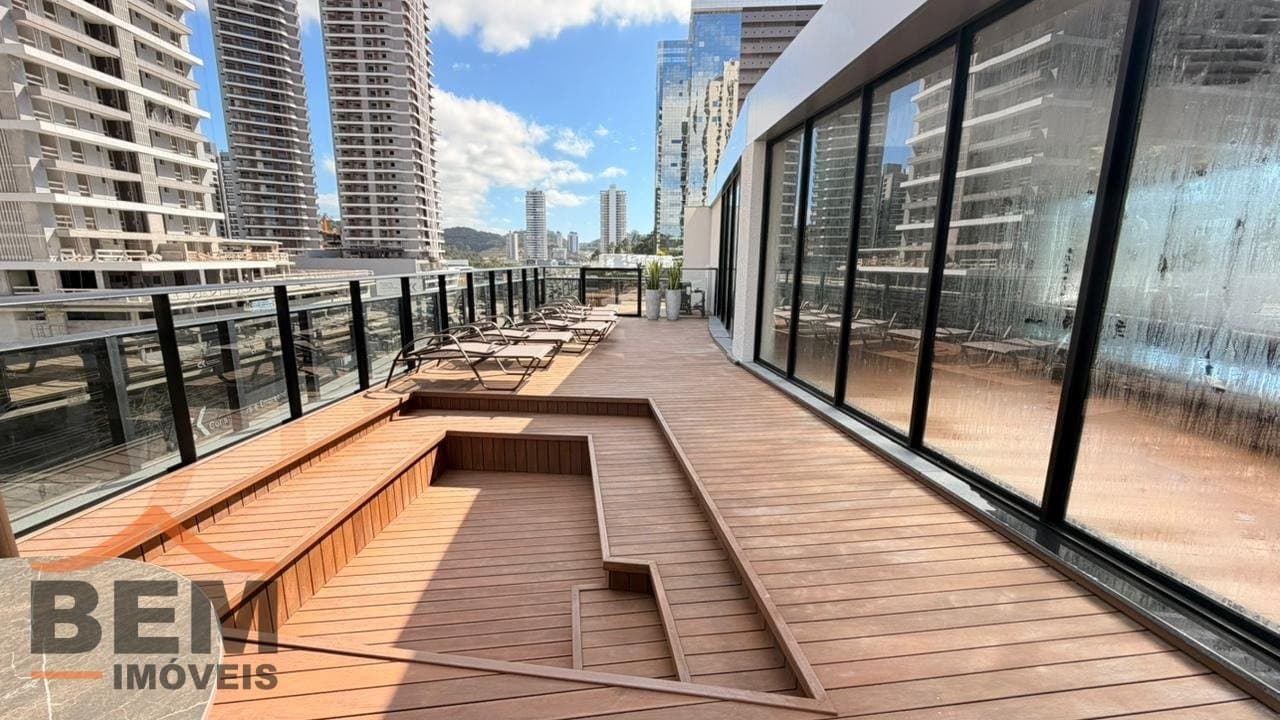 Apartamento para venda no bairro Praia Brava, em Itajaí, com 74] m² e 2 quartos sendo 1 suíte.