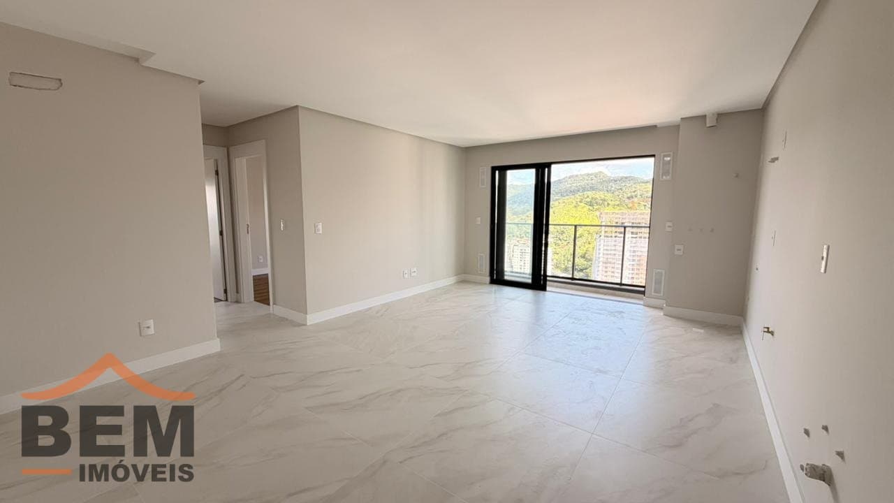 Apartamento para venda no bairro Praia Brava, em Itajaí, com 74] m² e 2 quartos sendo 1 suíte.