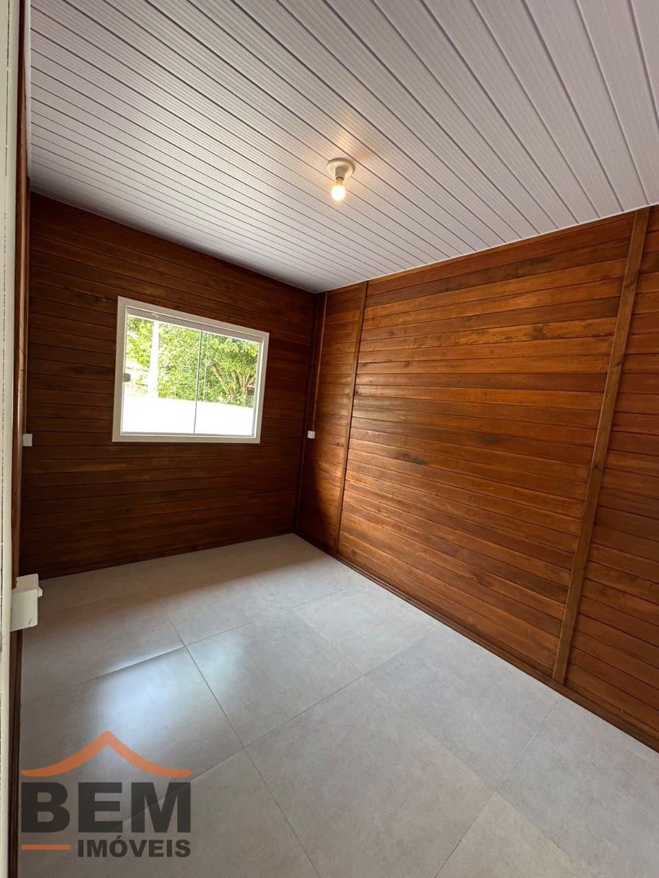 Casa para alugar com 2 quartos no bairro Brilhante II, em Itajaí.