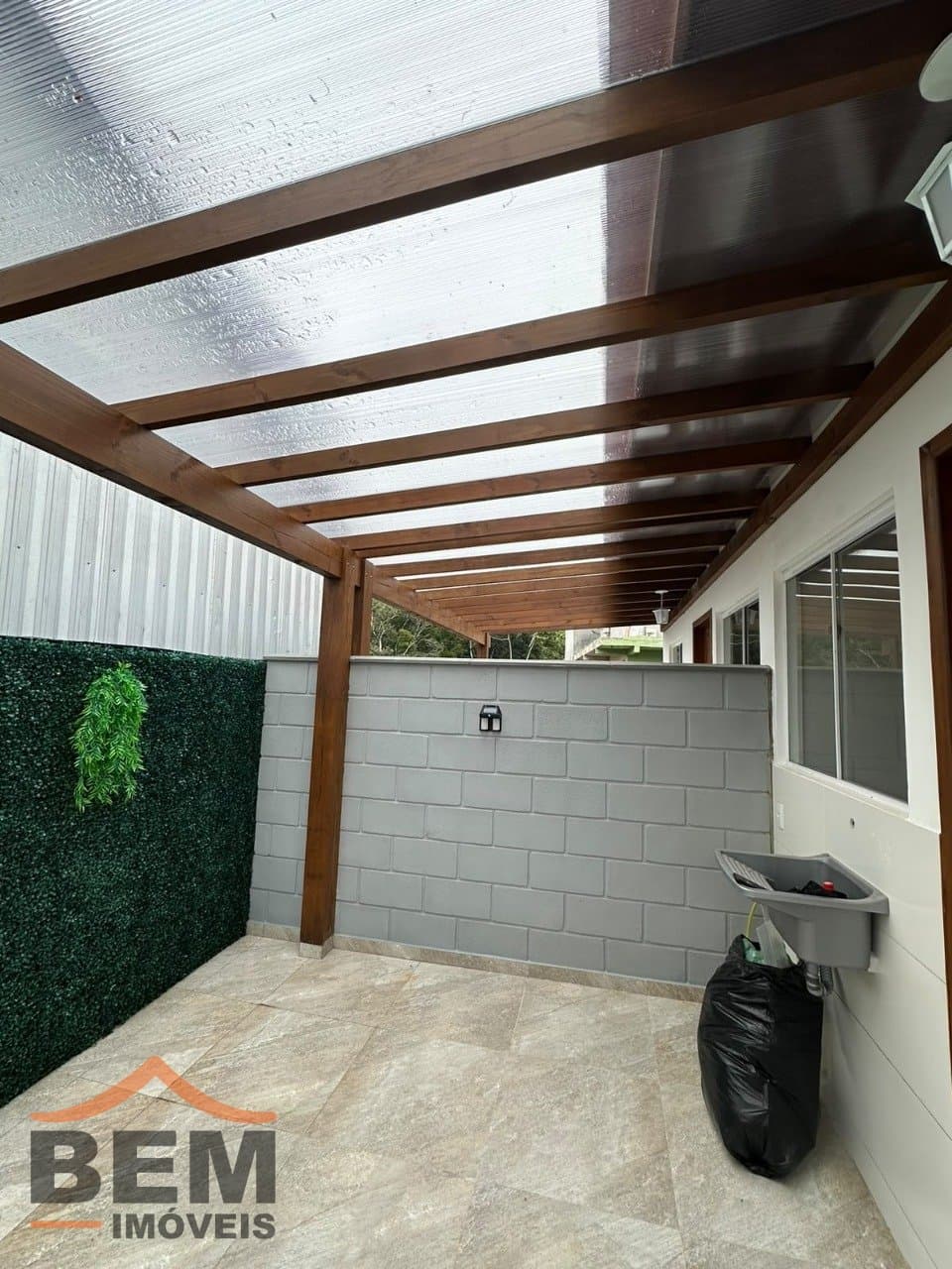 Casa para alugar com 2 quartos no bairro Brilhante II, em Itajaí.